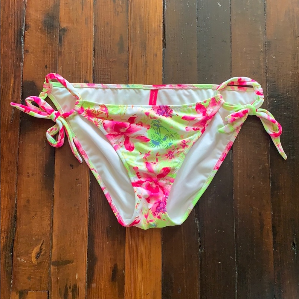 Victoria’s Secret floral swim bottoms L